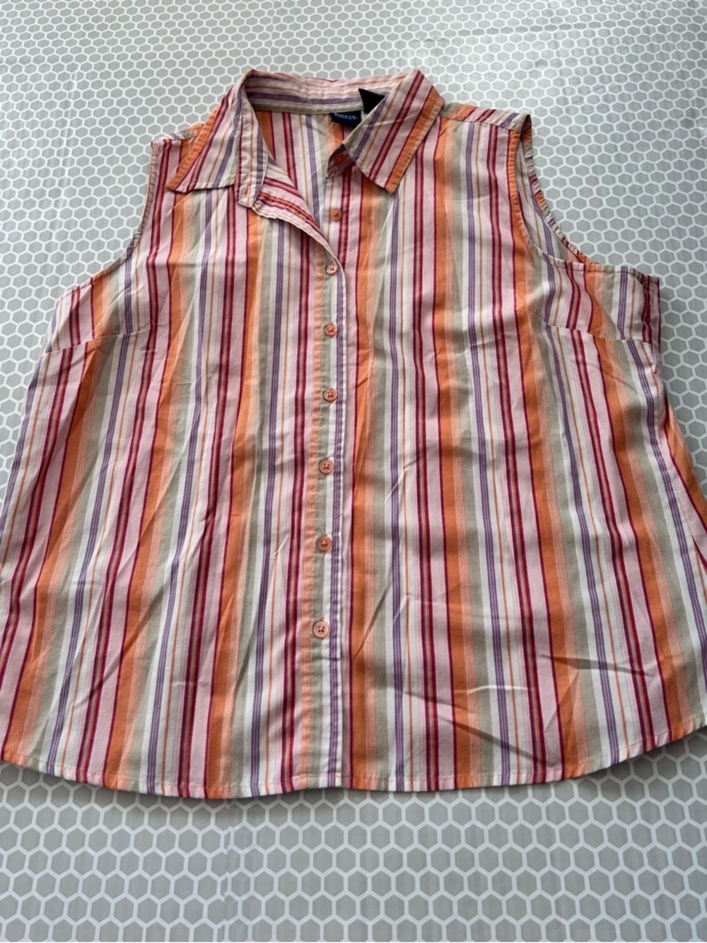 Sleeveless Button-Front Stripe Shirt - Orange & Pink Golf Summer